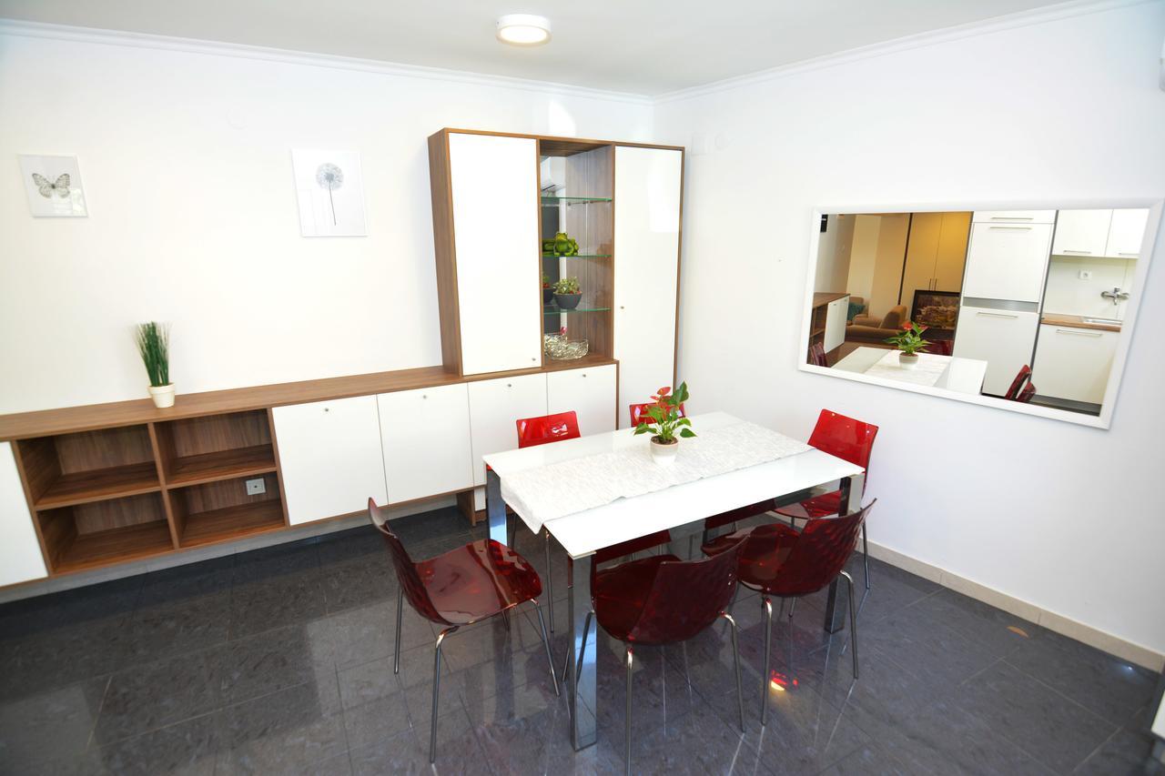 Tropicoco Apartments Tivat Eksteriør billede