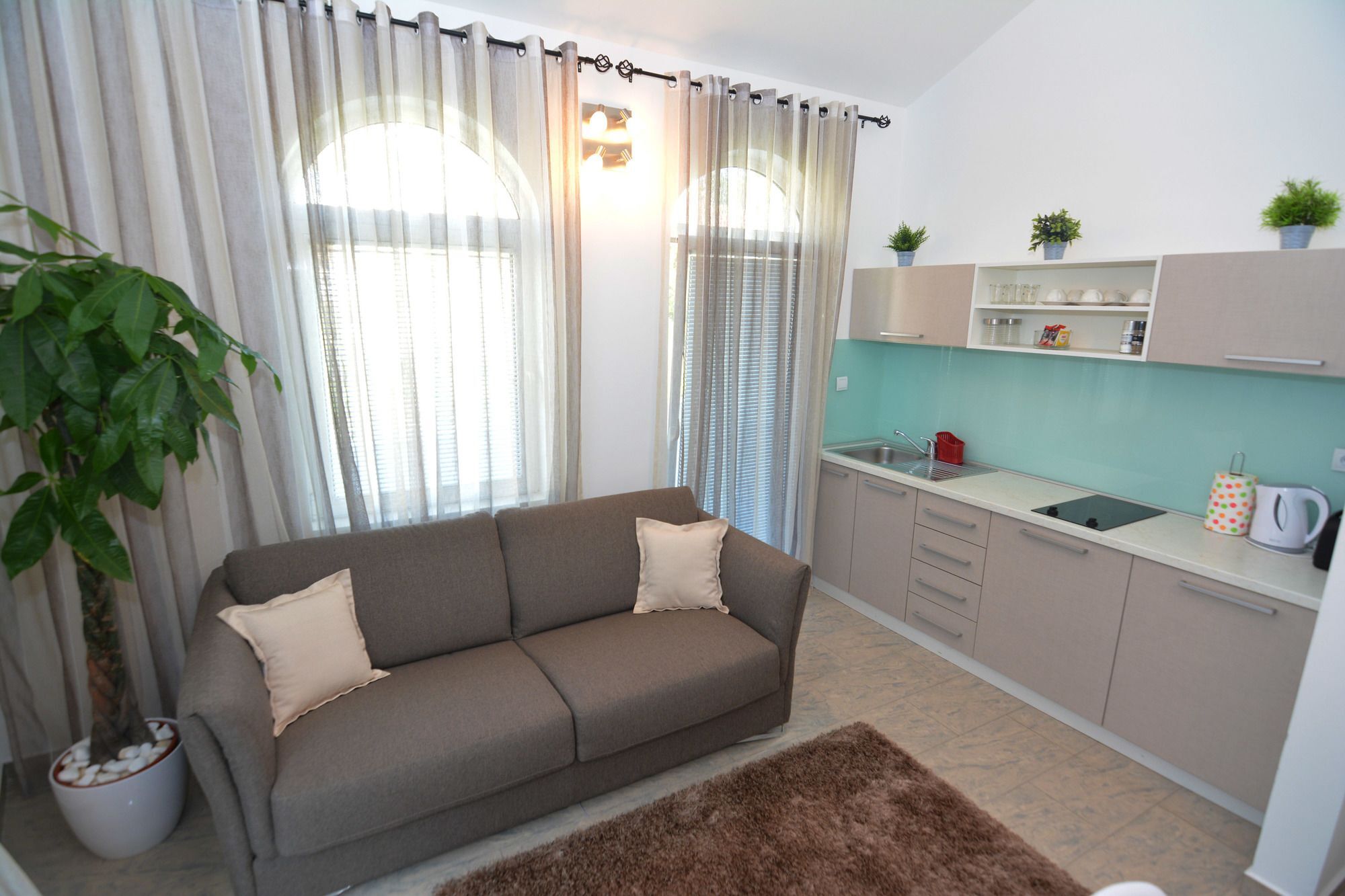 Tropicoco Apartments Tivat Eksteriør billede