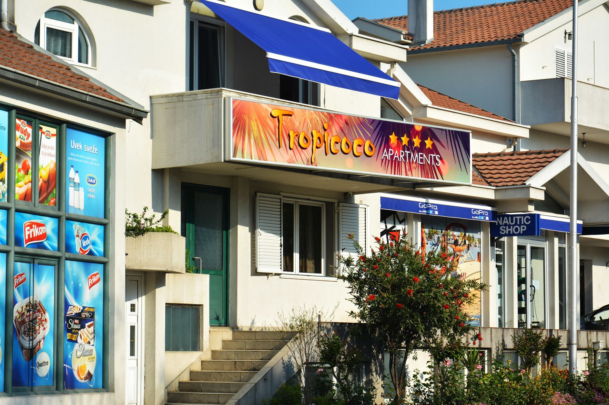 Tropicoco Apartments Tivat Eksteriør billede